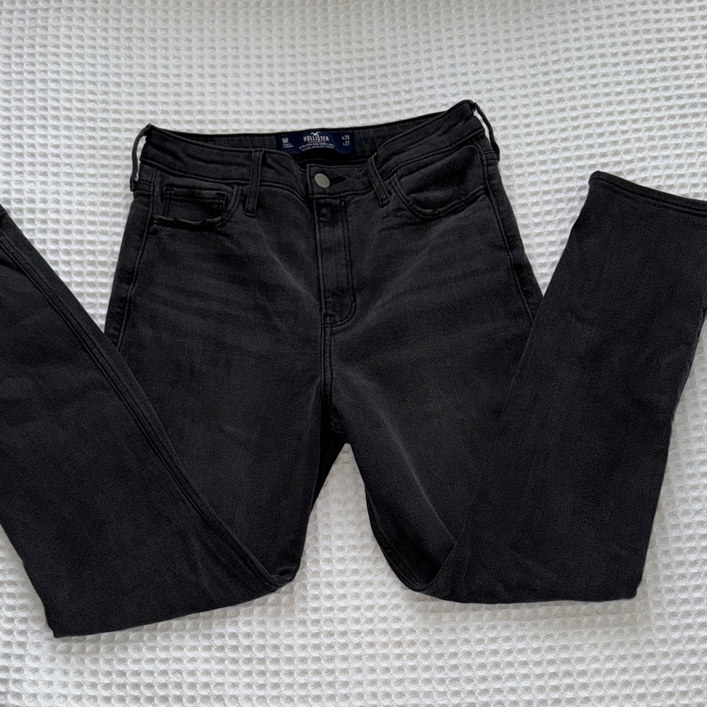 Hollister Gray Ultra High-Rise Skinny Jeans